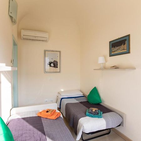 Foscolo Apartment เวียเรจโจ ภายนอก รูปภาพ