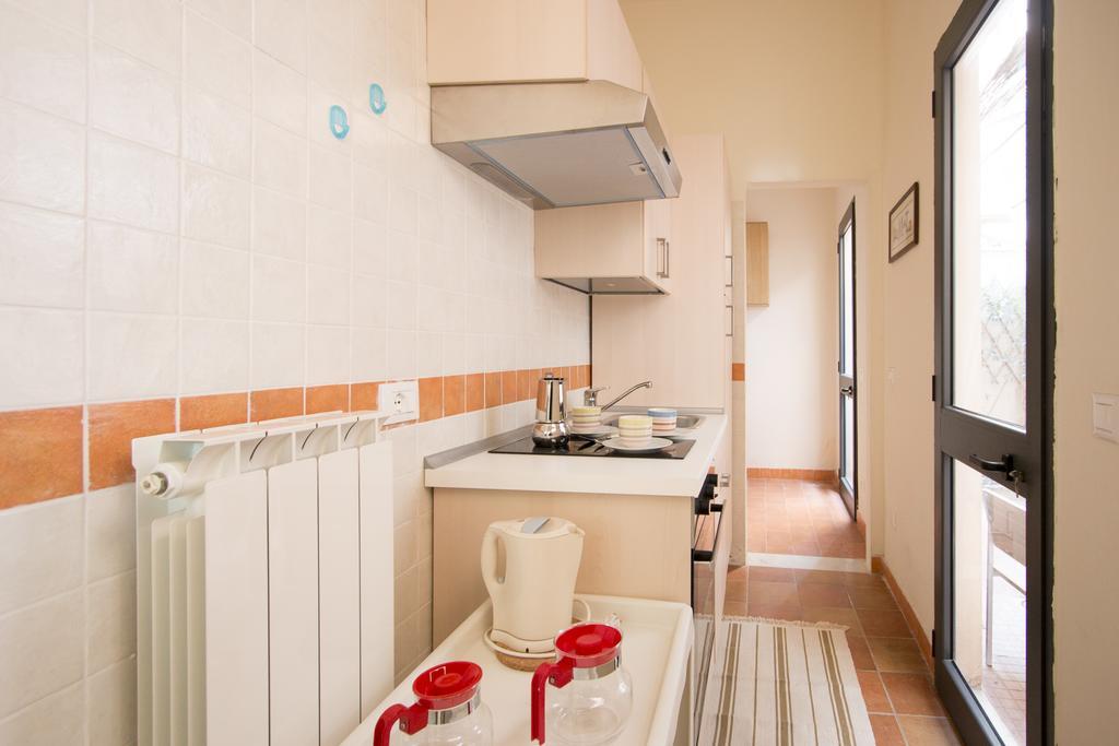 Foscolo Apartment เวียเรจโจ ภายนอก รูปภาพ