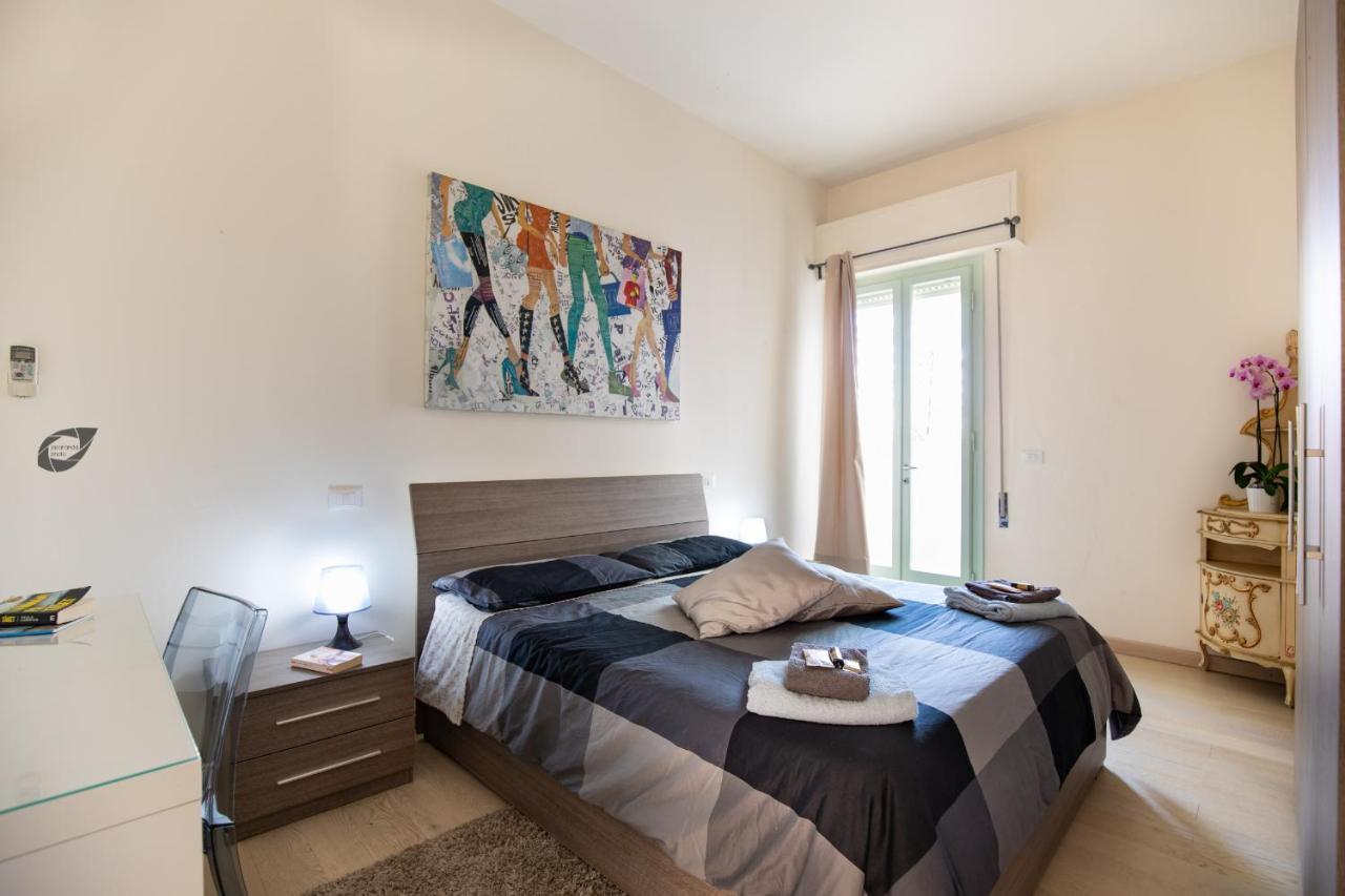 Foscolo Apartment เวียเรจโจ ภายนอก รูปภาพ